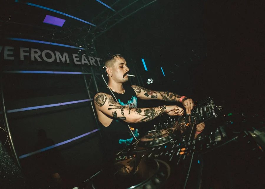 Durevie x Live from earth 05