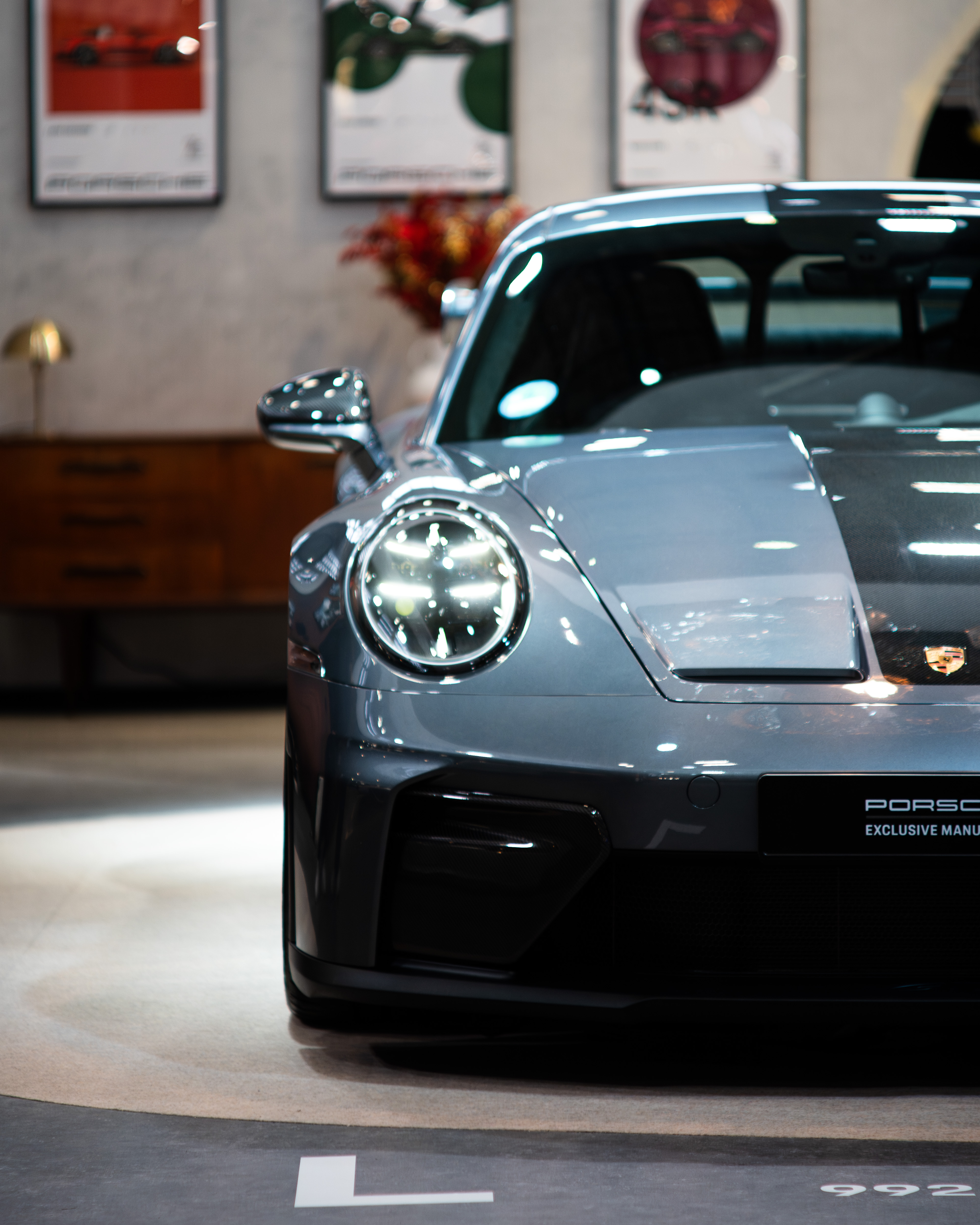 PORSCHE Stand Retromobile 01